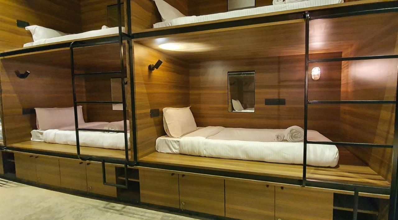 Bunk Bed in Mixed Dormitory Room